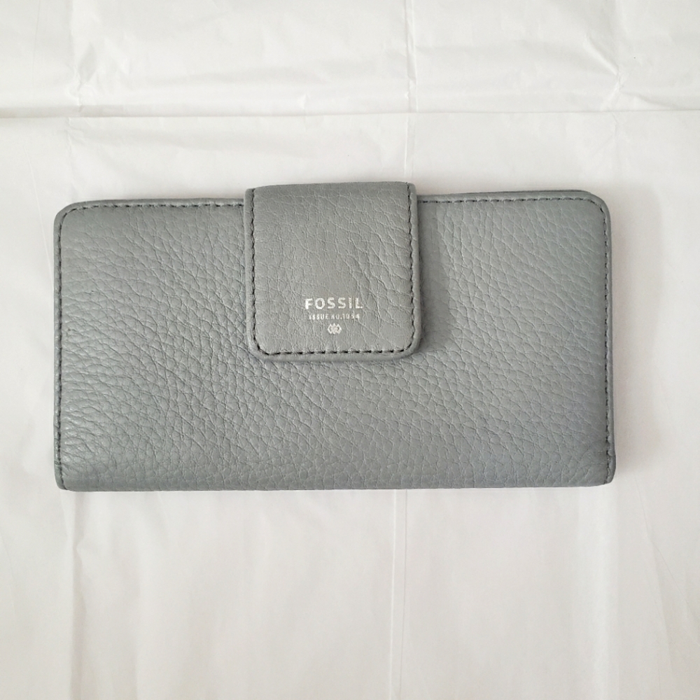 Fossil wallet